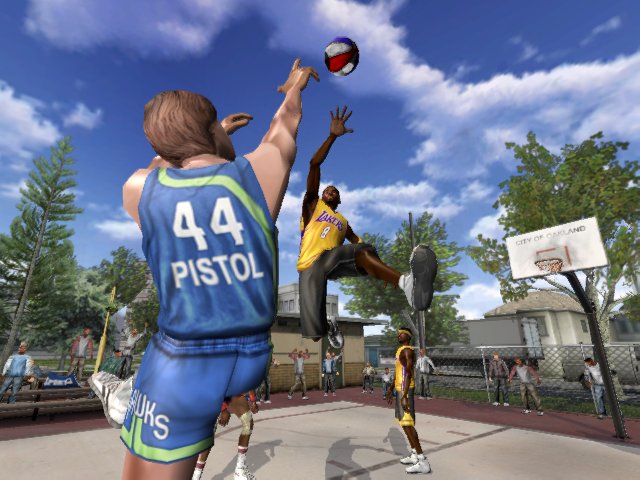 NBA Street 2 (XBOX) - Shot 4