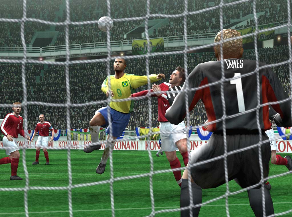 Pro Evolution Soccer 4 (XBox) - Shot 2