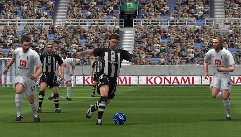 PES 2008 (PSP) - Shot 3